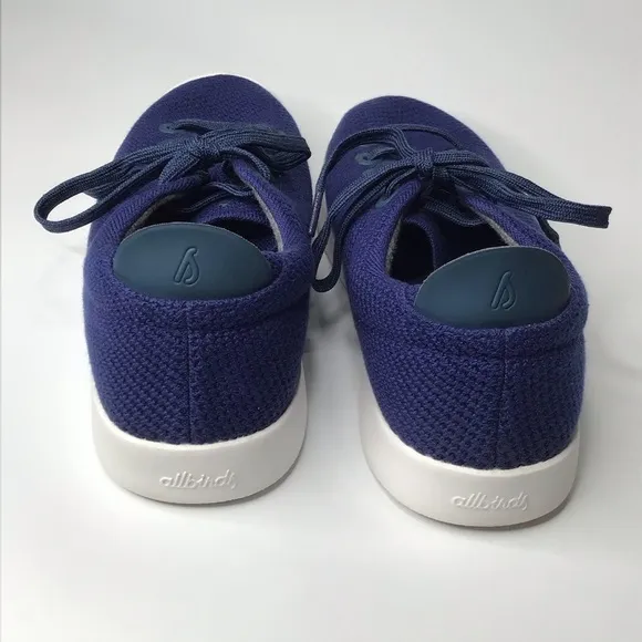 ALLBIRDS Tree Pipers in Blue Size 9.