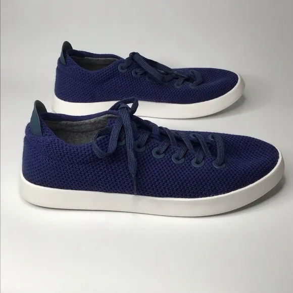 ALLBIRDS Tree Pipers in Blue Size 9.