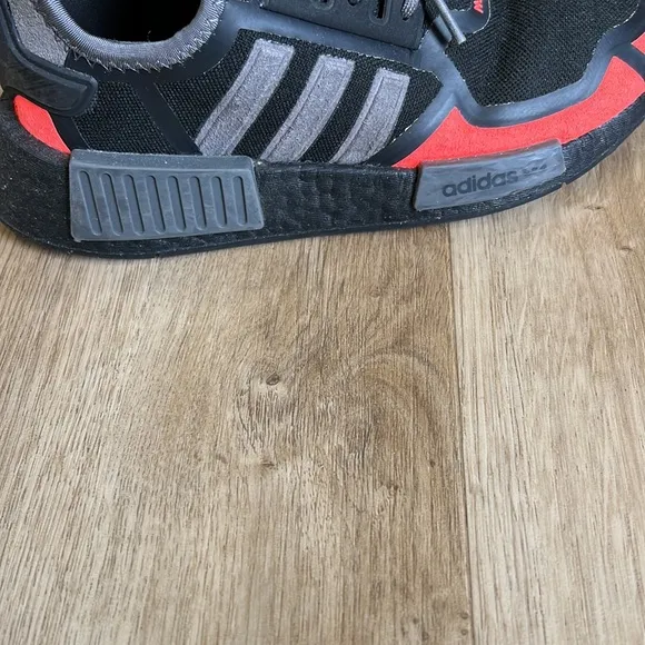 Boys sneakers