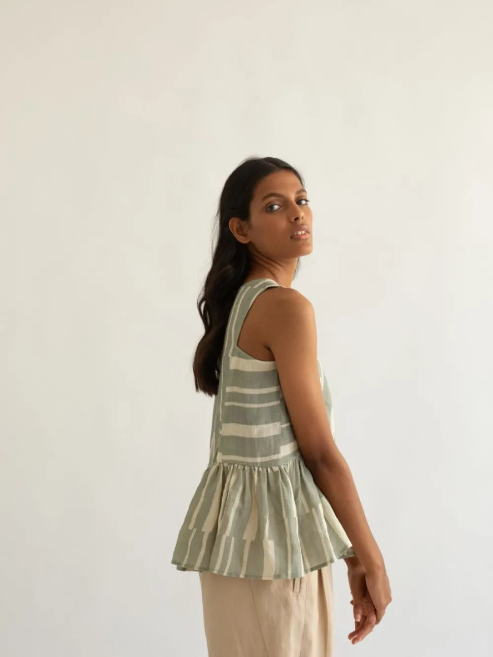 Cord   I   Coast Top