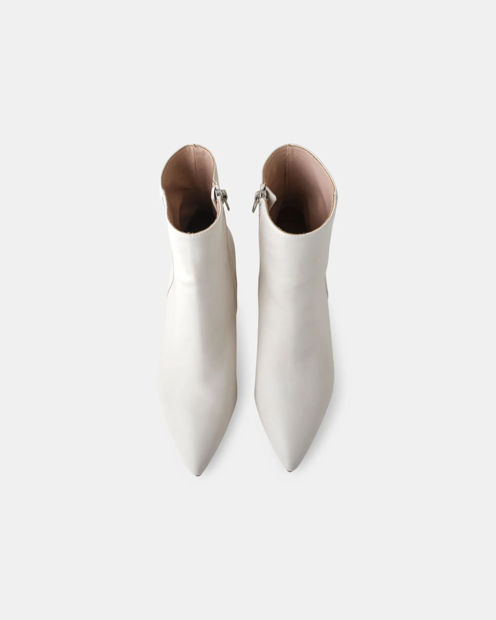 Fari Boot - Vanilla