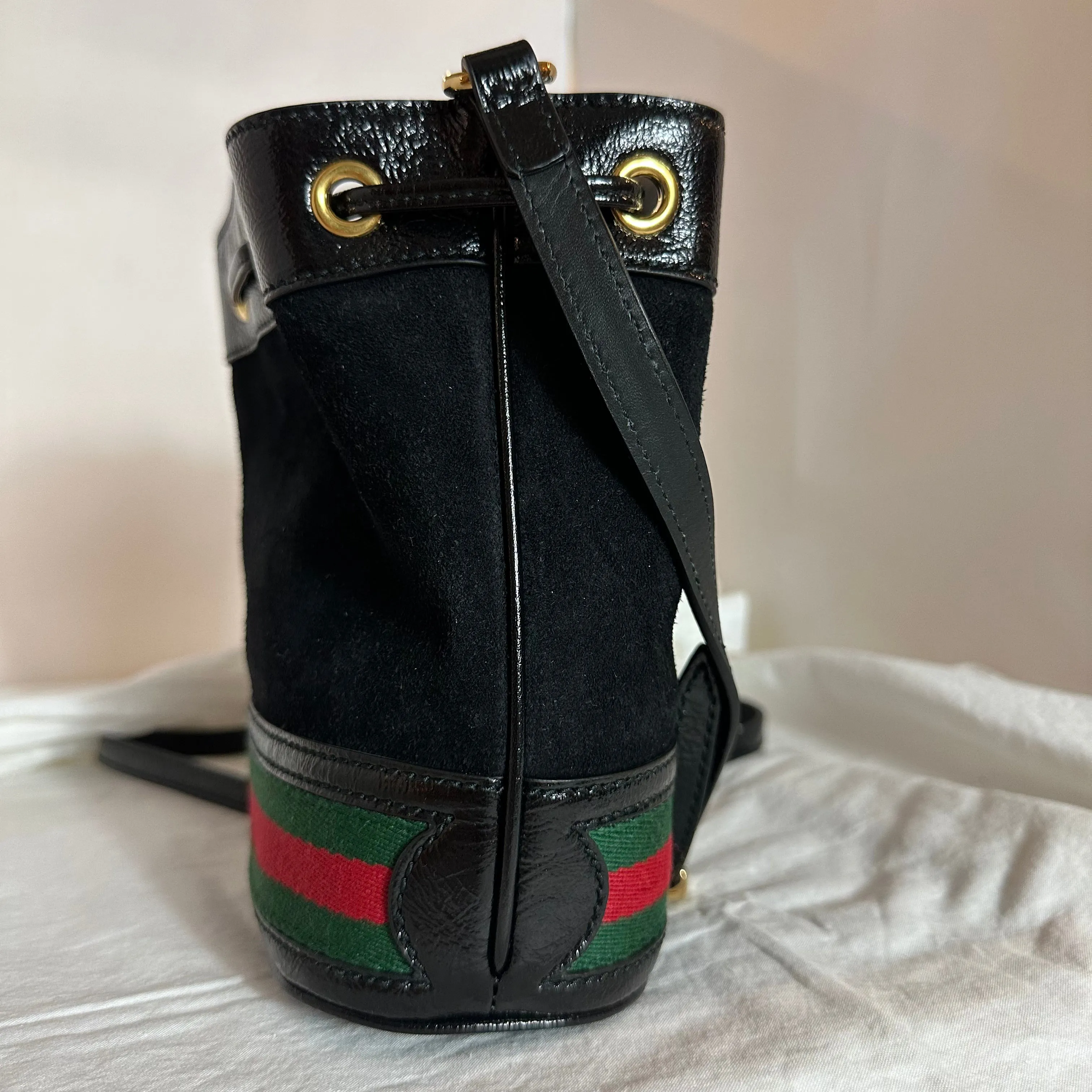 Gucci Ophidia Suede Mini Bucket Bag in Black