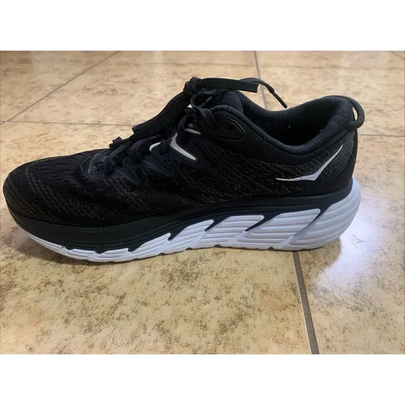 Hoka One One Gaviota 4 Men Size 9.5D  Black Running Shoes 1123198 BWHT