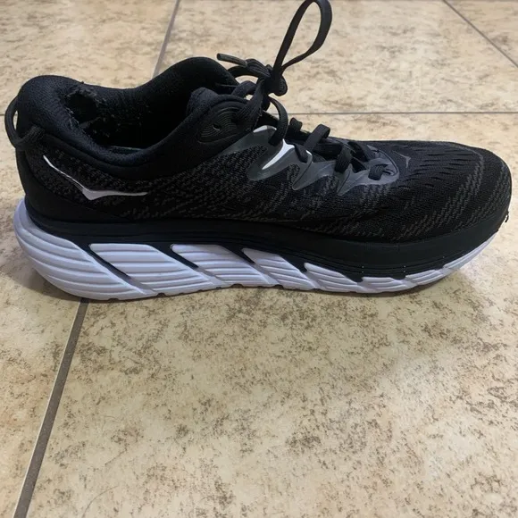 Hoka One One Gaviota 4 Men Size 9.5D  Black Running Shoes 1123198 BWHT