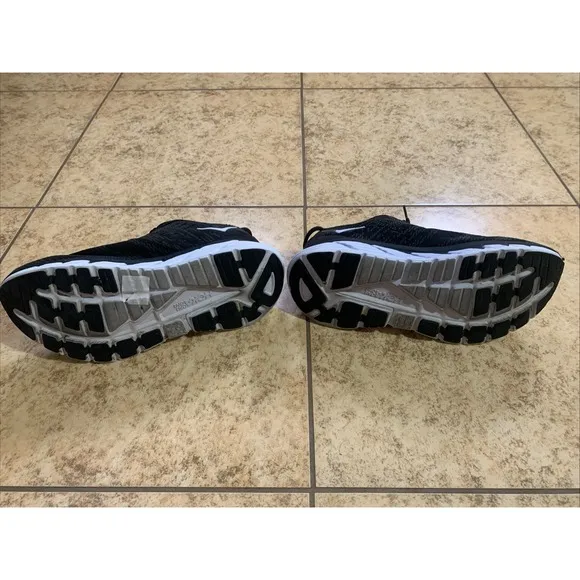 Hoka One One Gaviota 4 Men Size 9.5D  Black Running Shoes 1123198 BWHT