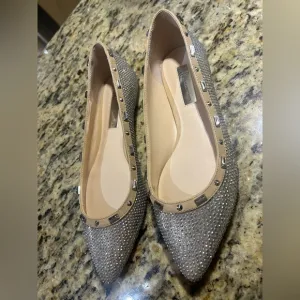 Inc International Concepts women silver flats