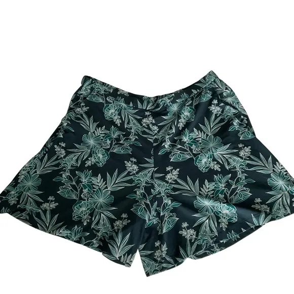 J. Jill Wearever Pull On 6&quot; Shorts Front Pockets Green Floral Women's Size L