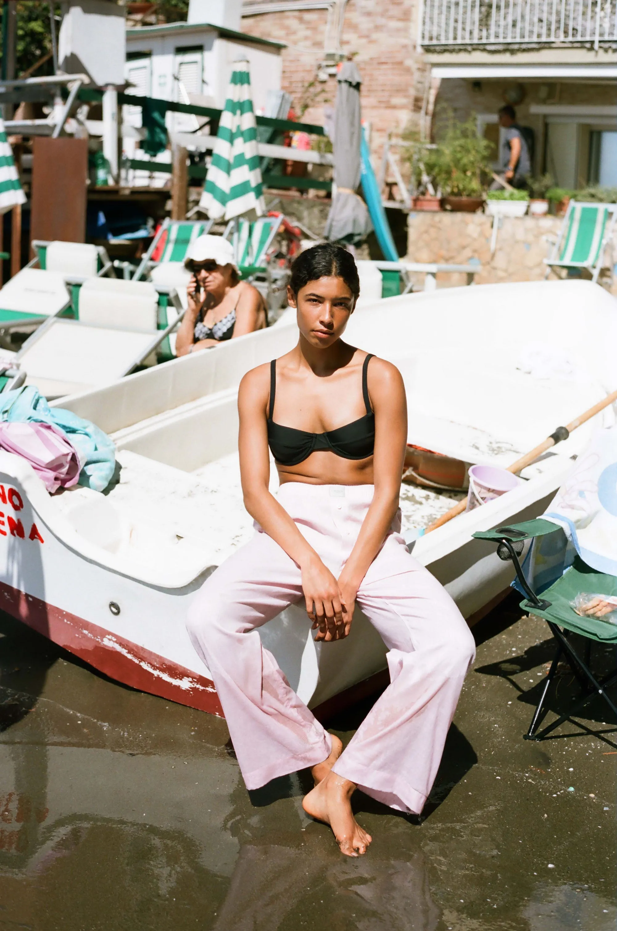 La Boxer Alta, Linen
