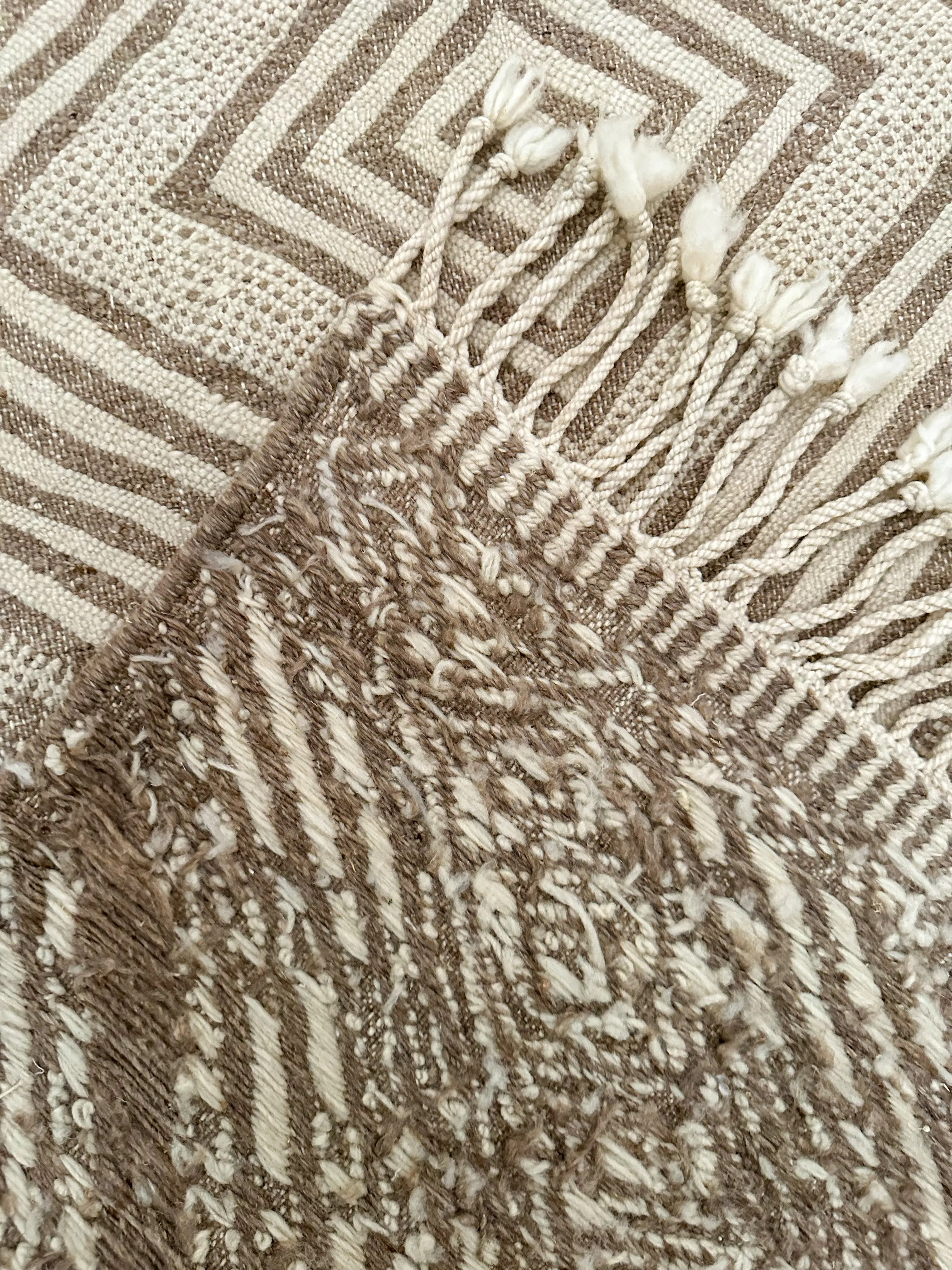 M'rirt's Warm Grey Flatweave