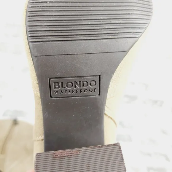 NEW Blondo Women's Sadie Waterproof Tan Suede Ankle Booties I624