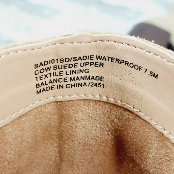NEW Blondo Women's Sadie Waterproof Tan Suede Ankle Booties I624