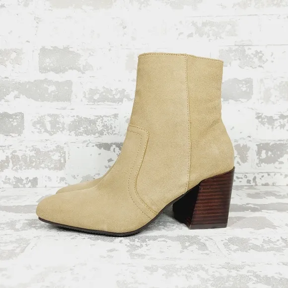 NEW Blondo Women's Sadie Waterproof Tan Suede Ankle Booties I624