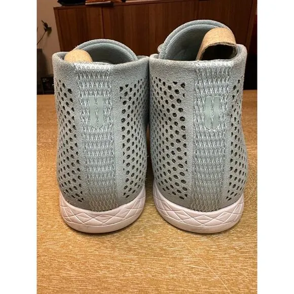 NOBULL Suede Mid Trainer