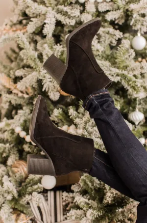Qupid Snatch-01 Booties- Black