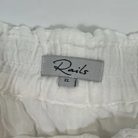 Rails Leighton Short Size XL White Relaxed Fit Smocked Elastic Waist EUC