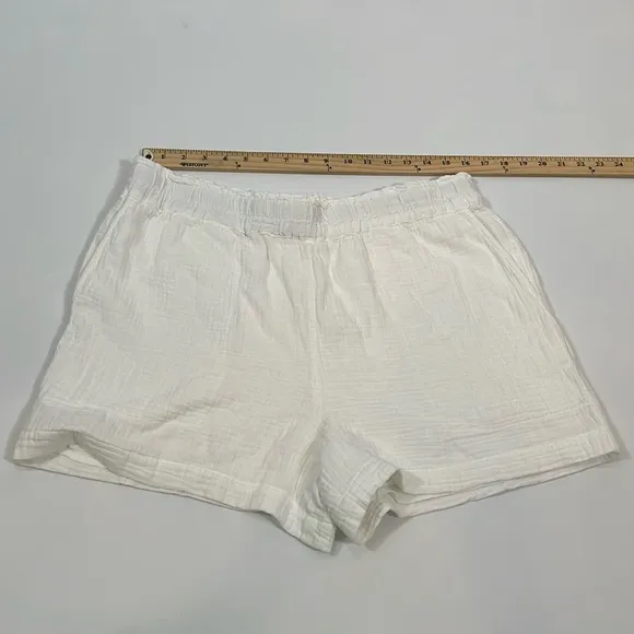 Rails Leighton Short Size XL White Relaxed Fit Smocked Elastic Waist EUC