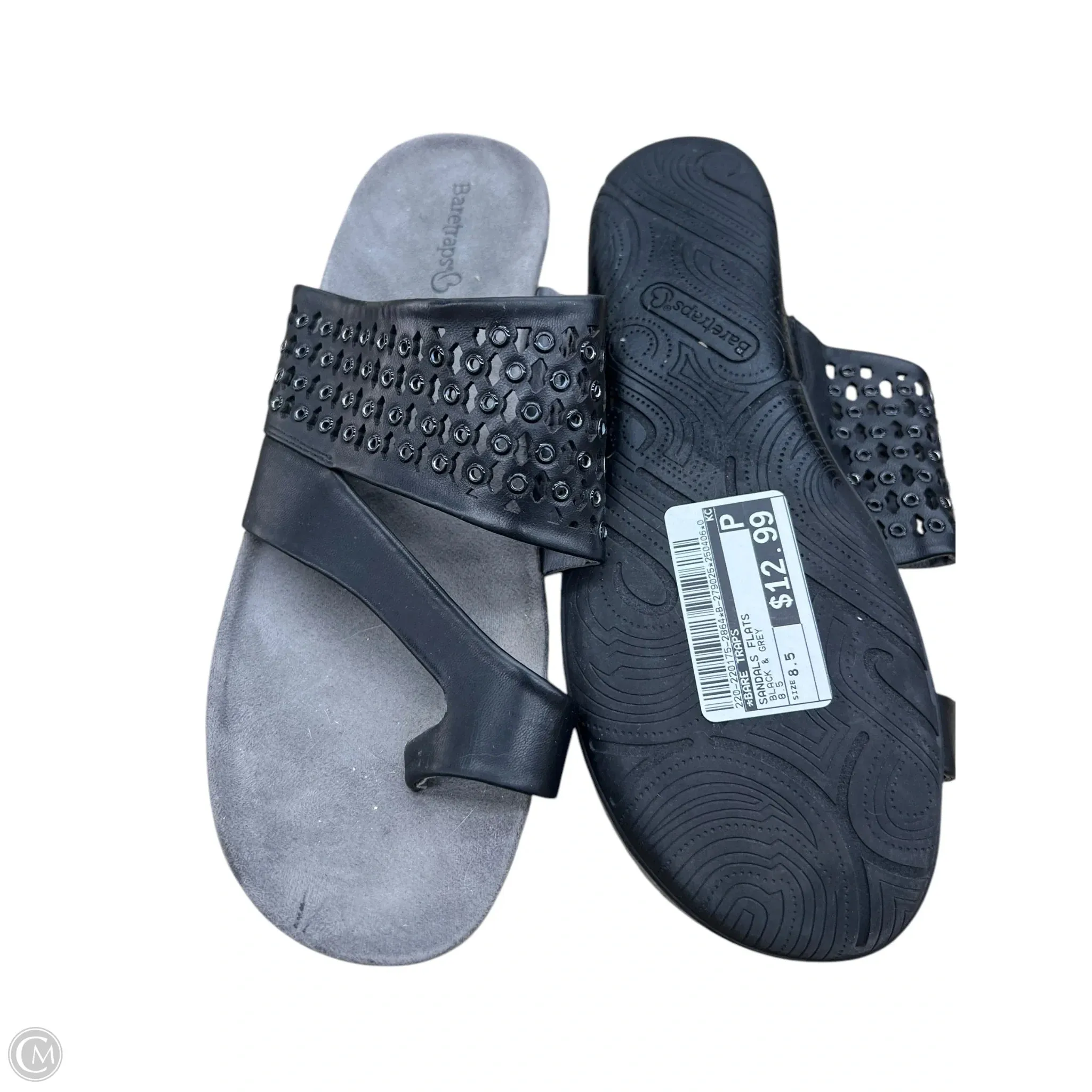 Sandals Flats By Bare Traps In Black & Grey, Size: 8.5