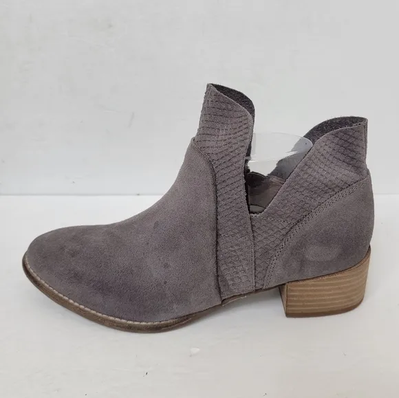 Seychelles Score Booties Size 8.5 Charcoal Gray Suede Ankle Boots