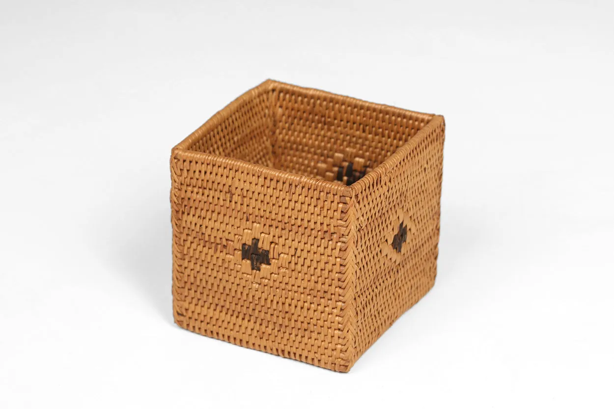 Tenganan Utility Cups