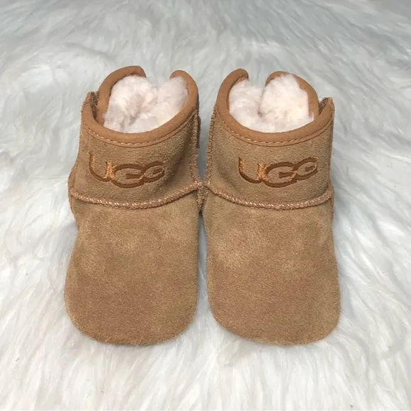 Ugg Baby Jesse II Infant Boots,Size-0/1(3-24mths),Unisex,Color-Chestnut