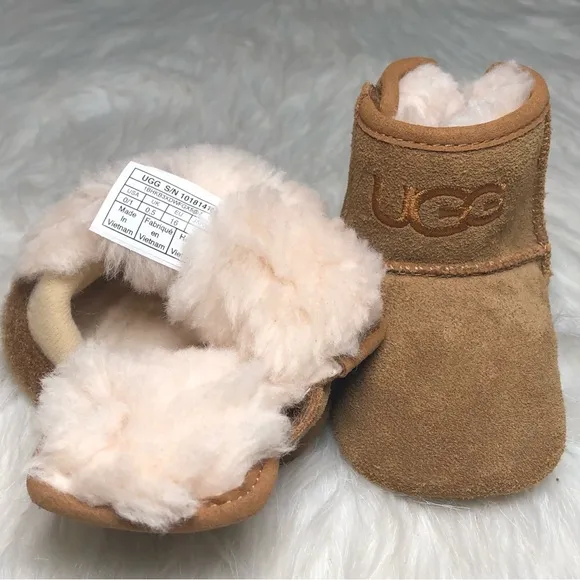 Ugg Baby Jesse II Infant Boots,Size-0/1(3-24mths),Unisex,Color-Chestnut
