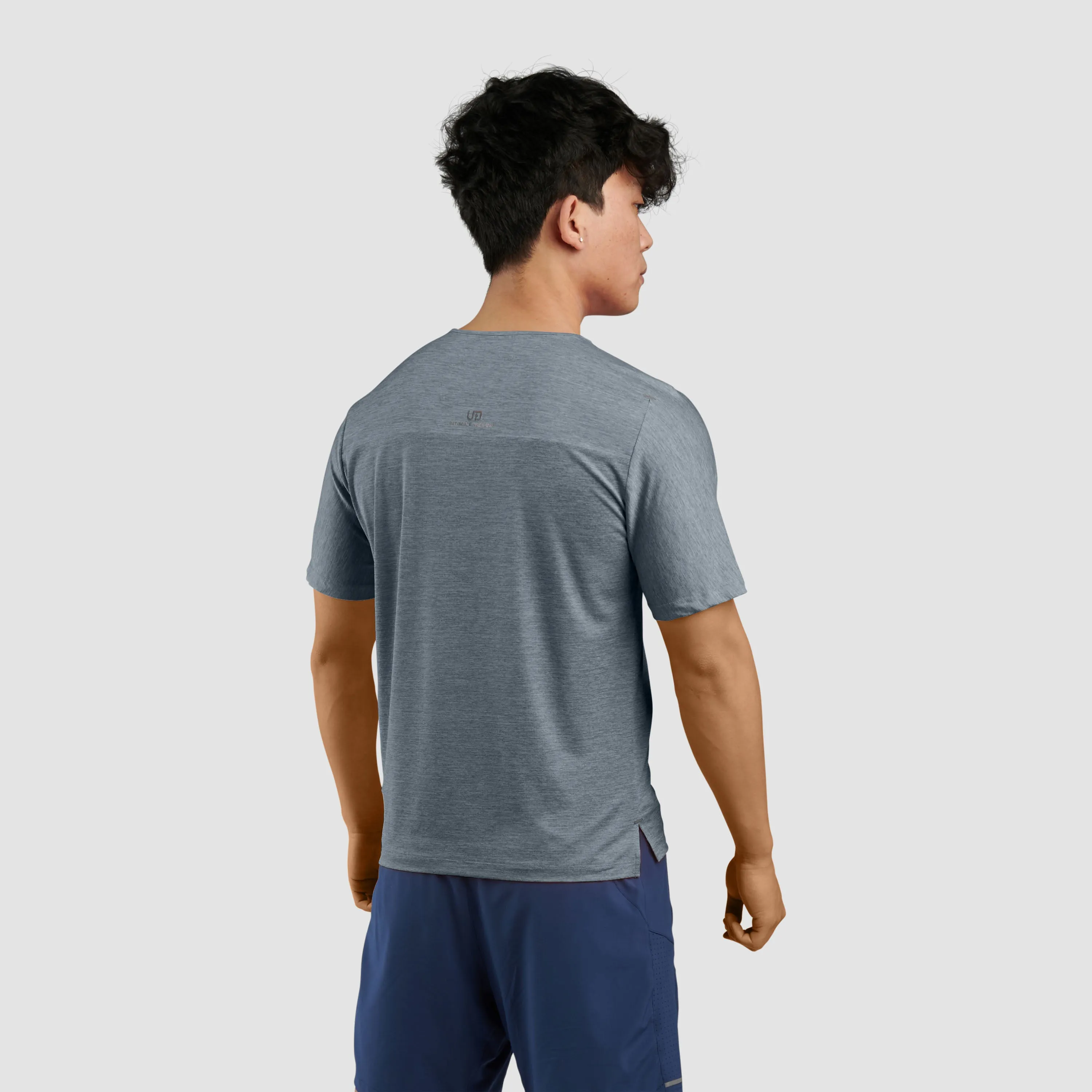 Ultimate Direction Men's Cirriform Tee - Navy
