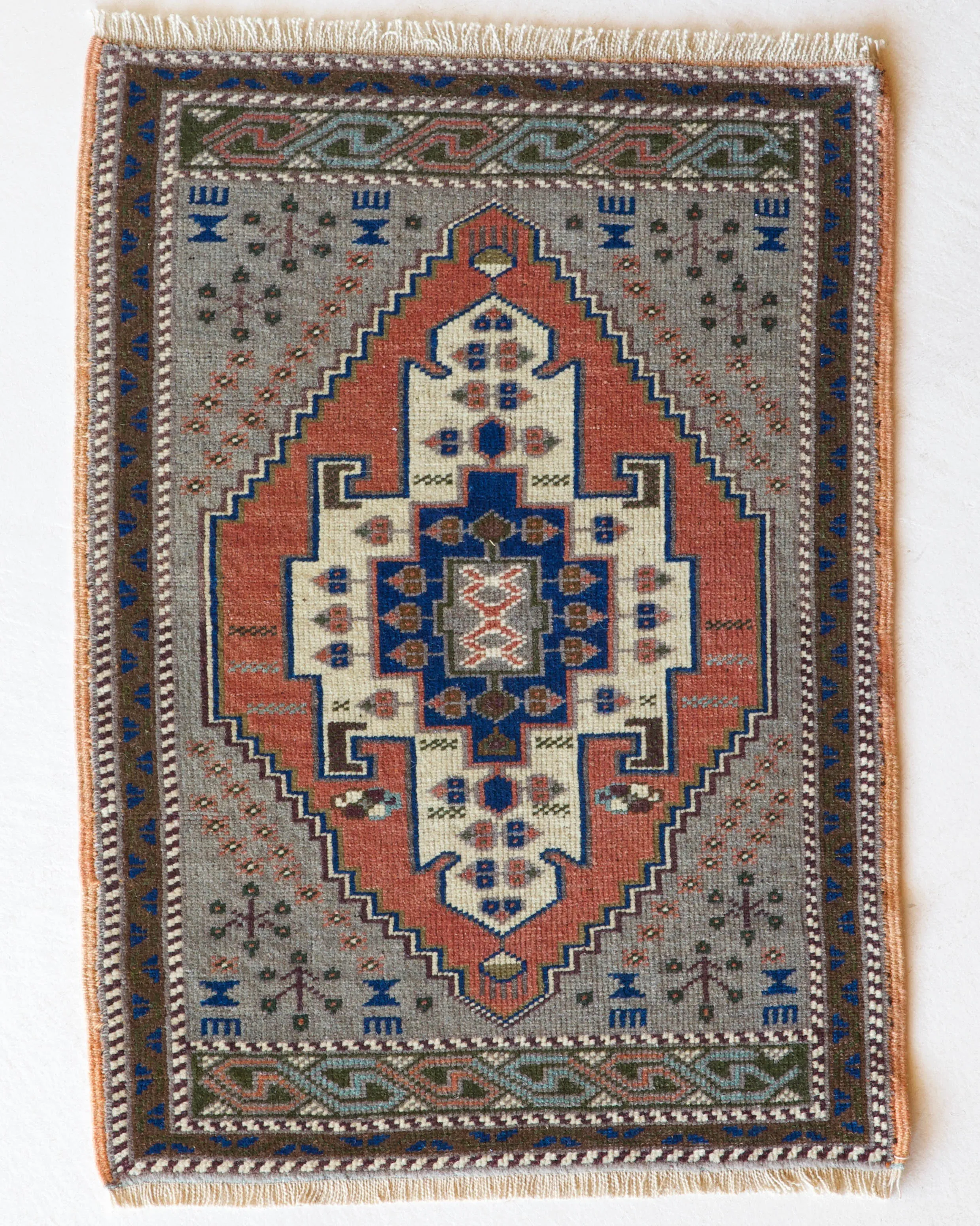 Vintage Mini Turkish Rug 22"x32"