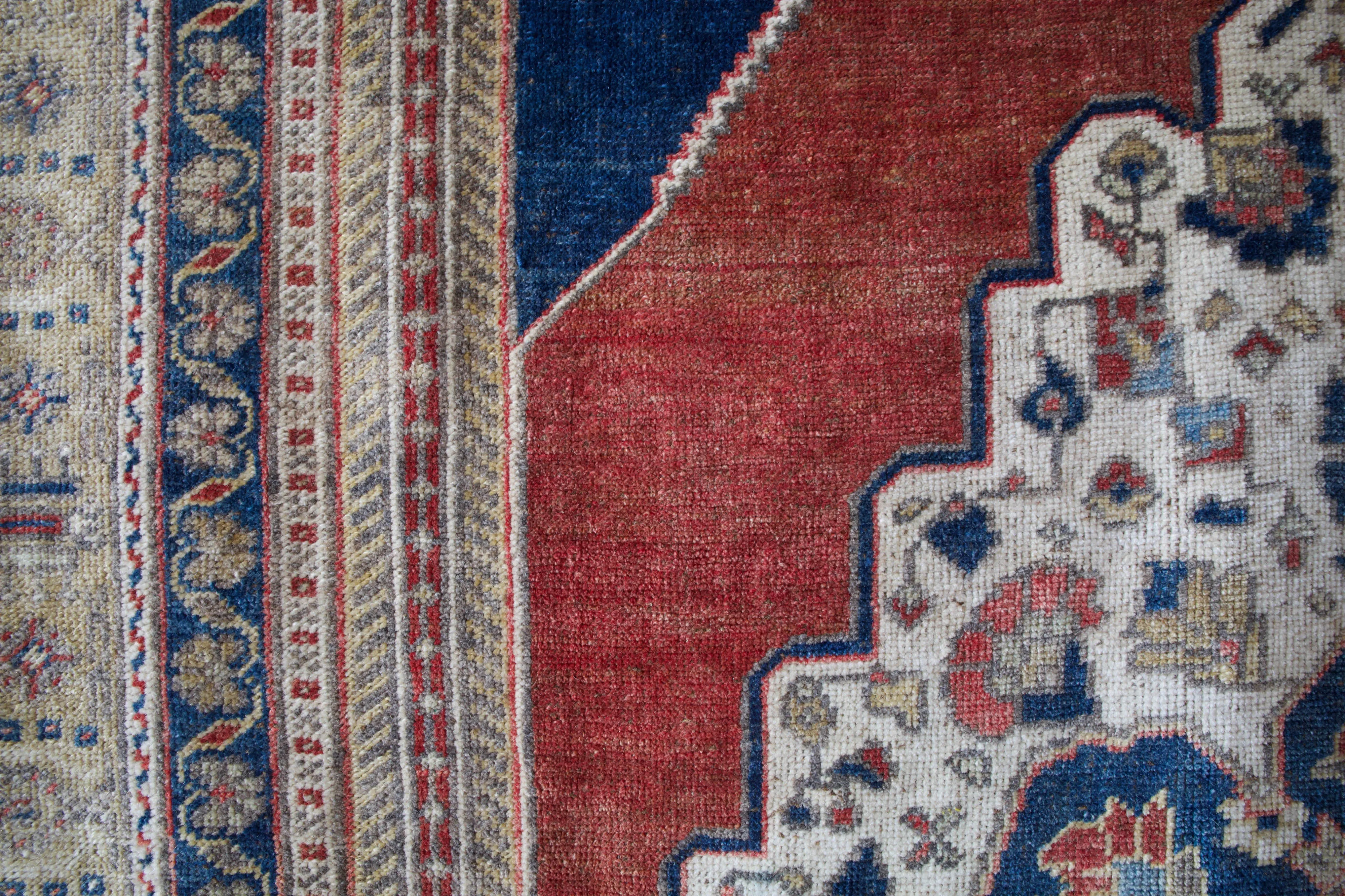 Vintage Turkish Taspinar Rug 6'2"x10'6"